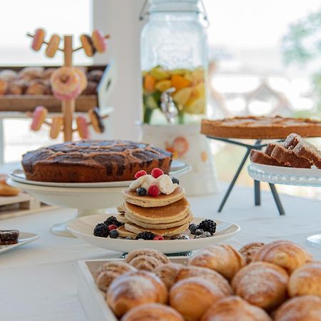 Ambasciatori Hotel - Beach Front -Breakfast Xxl & Brunch Until 12 30Pm Misano Adriatico Exterior foto